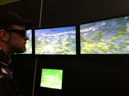 Стенд Nvidia на PAX 2011 Стенд Nvidia на PAX 2011